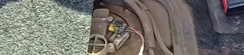 Фишка бензонасоса демонтирована на ВАЗ-2110 8 клапанов 3 провода